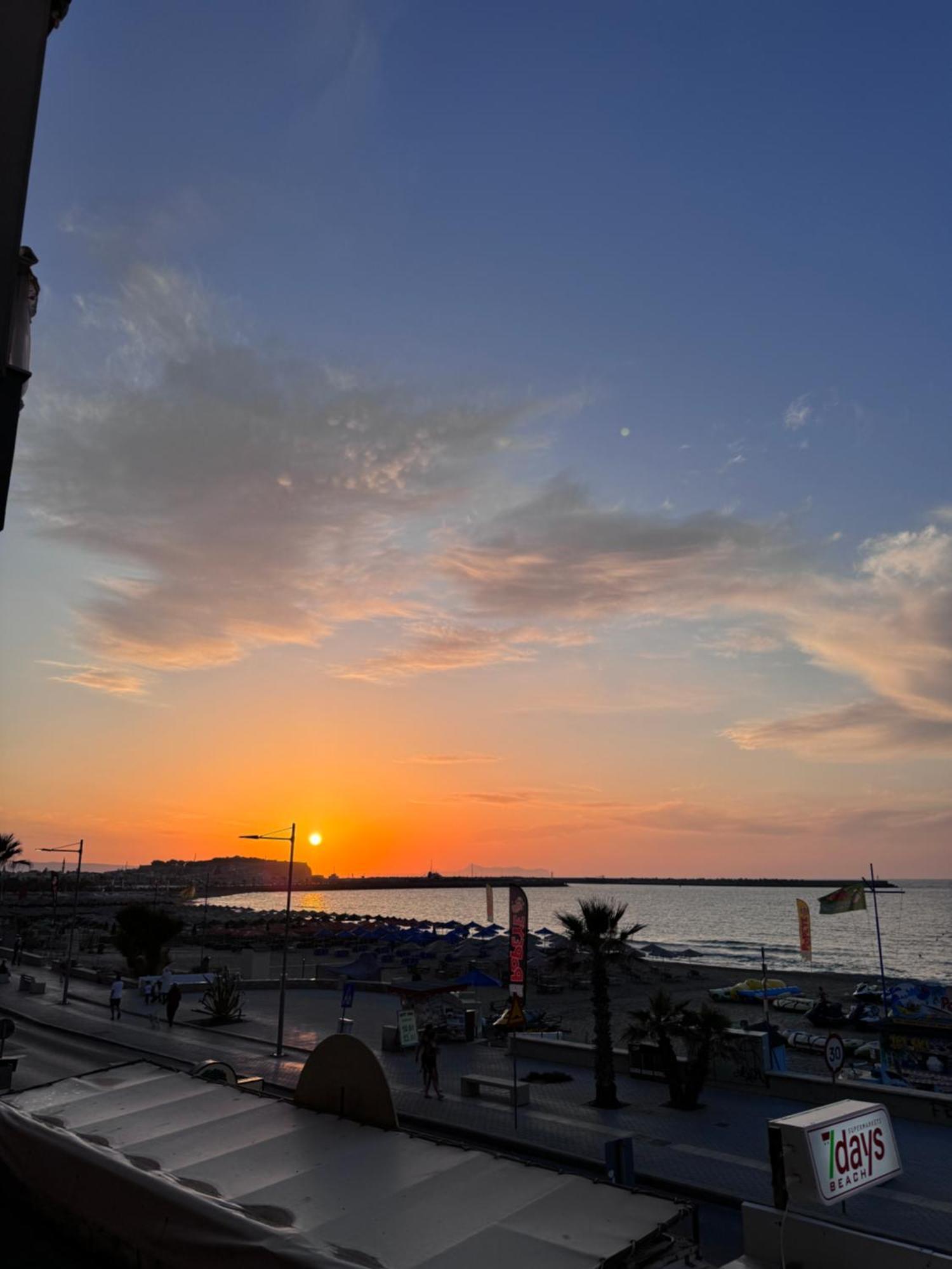 La Vie En Mer Apartments Rethymno  Bagian luar foto