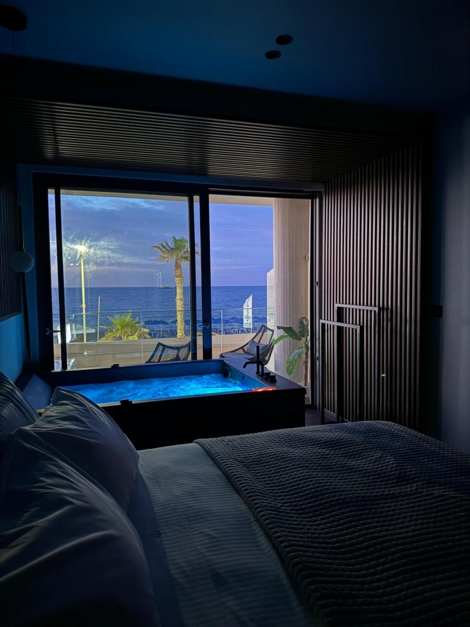La Vie En Mer Apartments Rethymno  Bagian luar foto