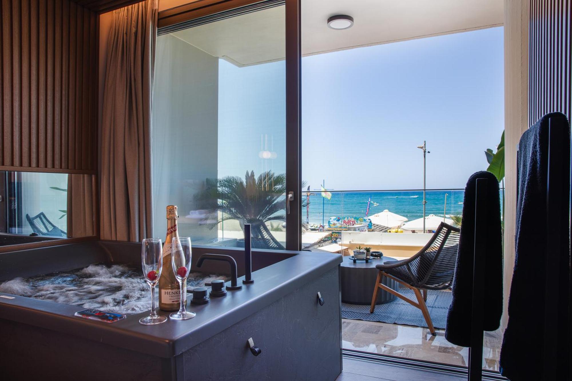 La Vie En Mer Apartments Rethymno  Bagian luar foto